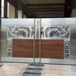 Stainless steel gate design for modern home entrance